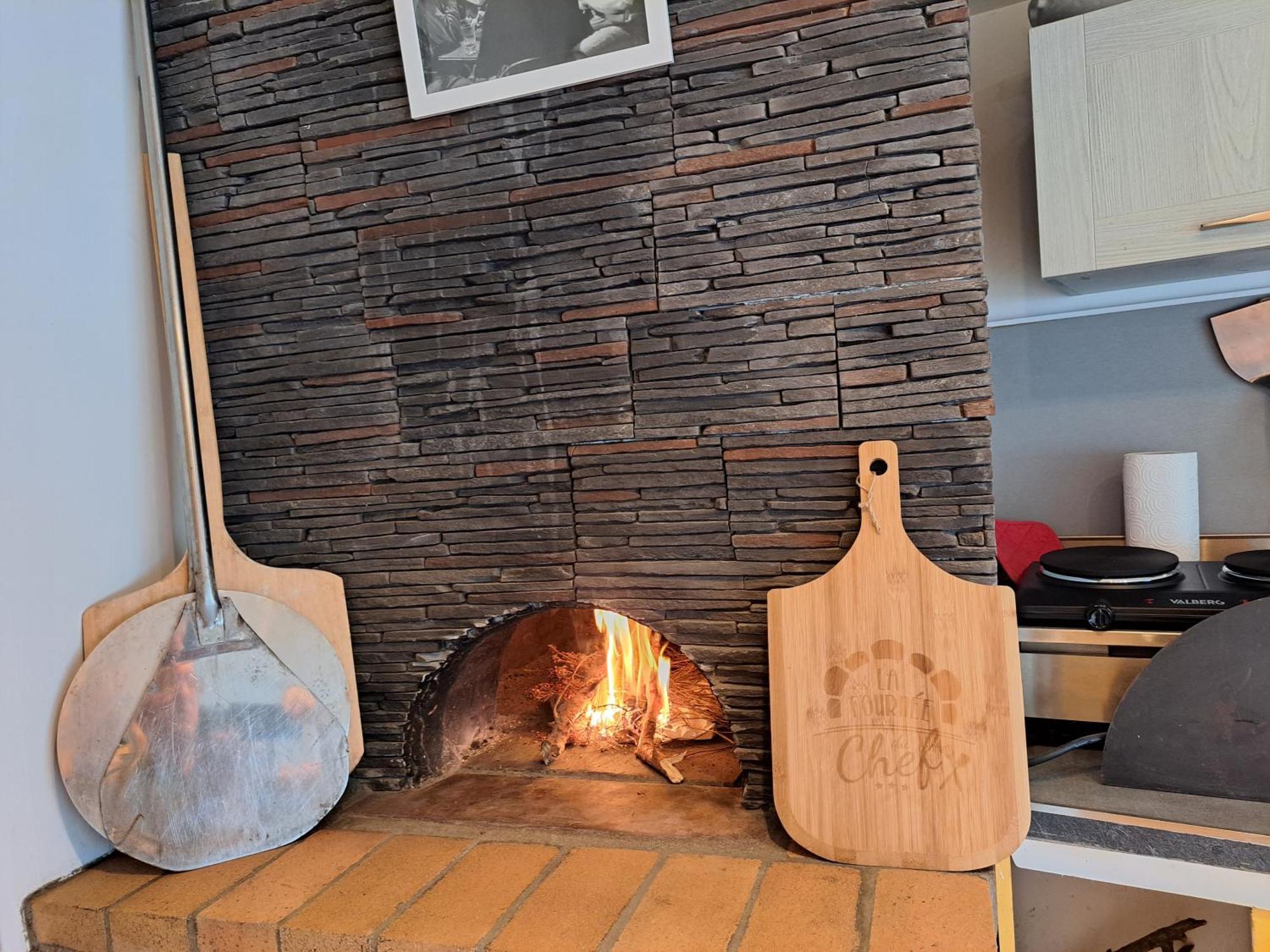 Sous Le Soleil Apartment Бандол Екстериор снимка